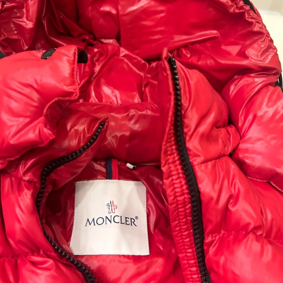 Moncler  woman’s red jacket/ new with out  tags size 1 - Picture 4 of 8